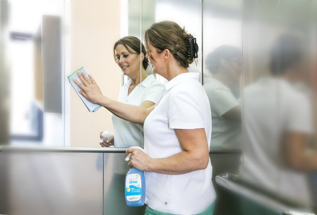 Le personnel de nettoyage a plus de risques de contracter des maladies graves: il est temps d'agir!
